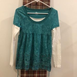 EUC womens top size M